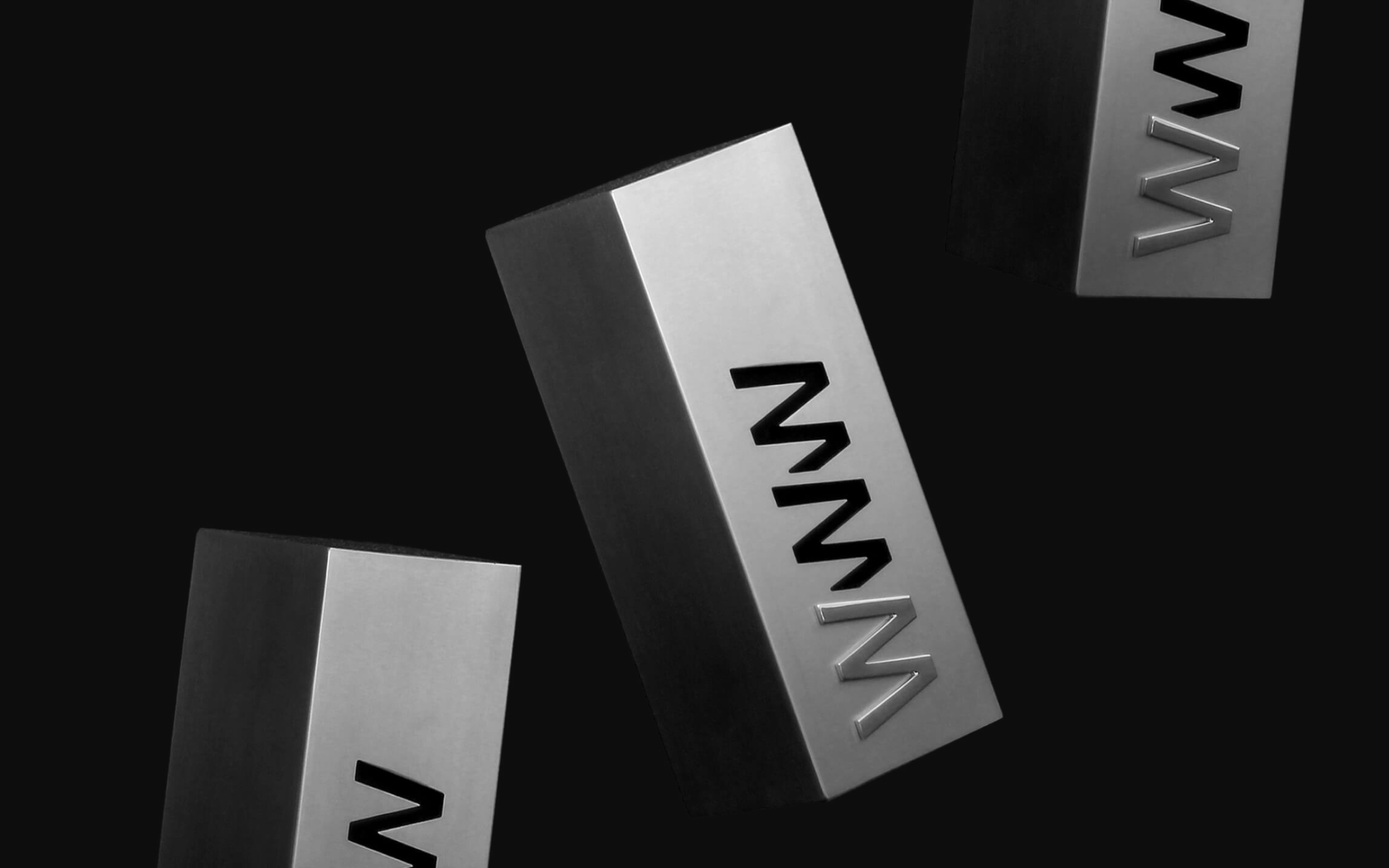 News Hyphen Awwwards