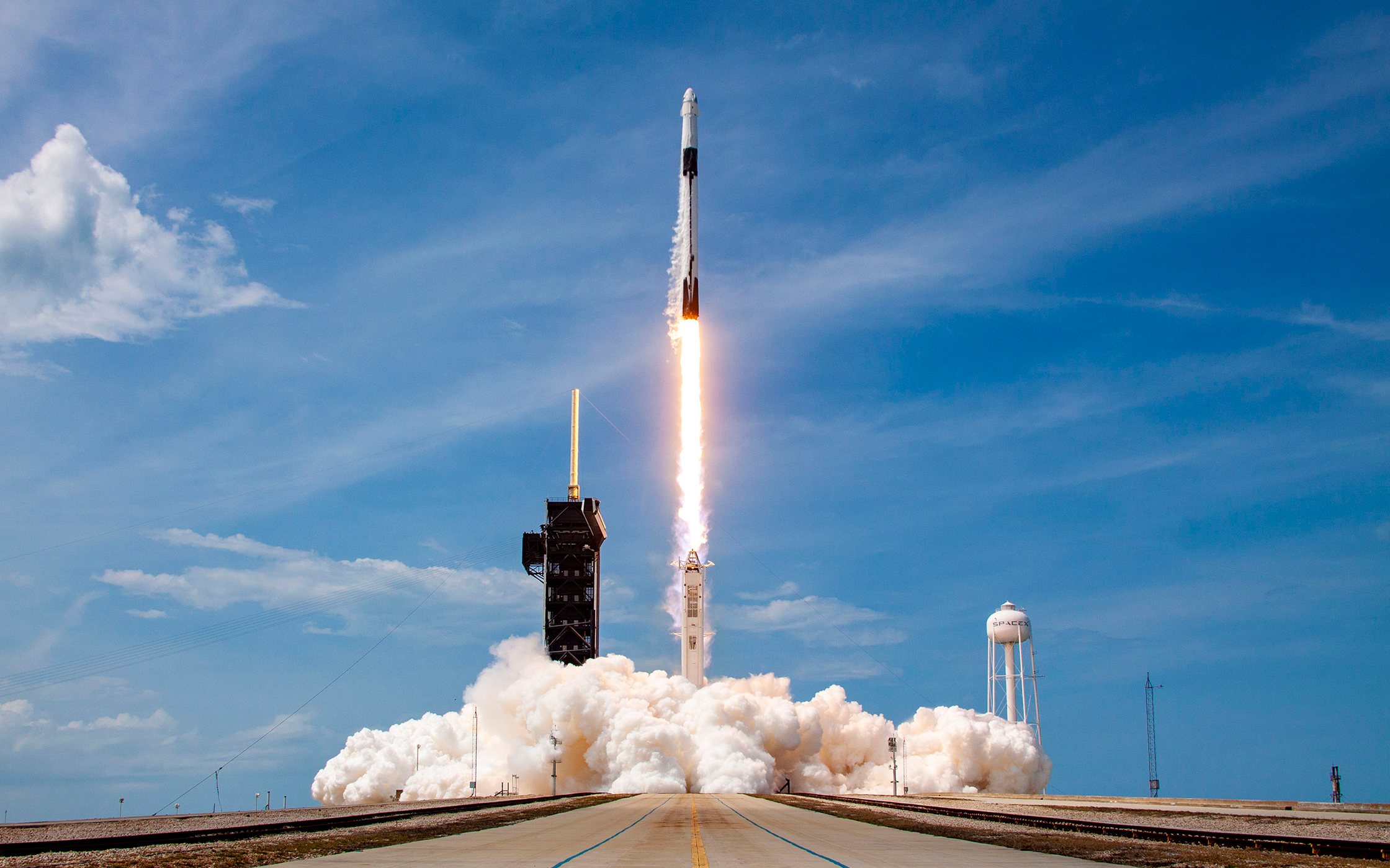 News Titan Launch